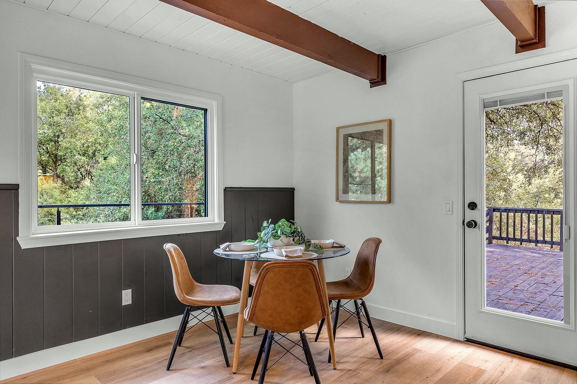 52895 Cedar Drive Idyllwild, CA 92549 - Photo 12 of 44 Dining Area