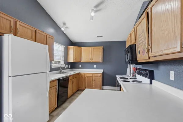 $240,000 | 5736 Wood Cote Drive, Indianapolis, IN 46221