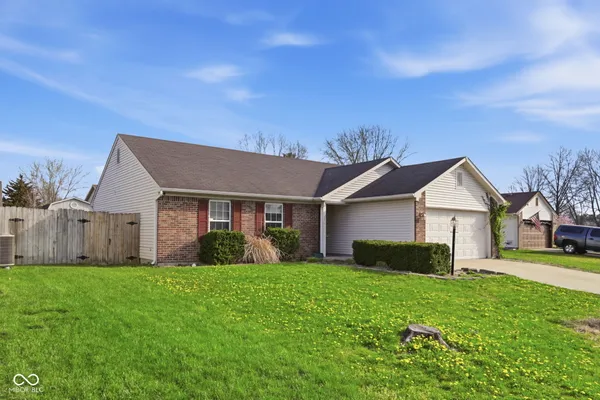 $240,000 | 5736 Wood Cote Drive, Indianapolis, IN 46221