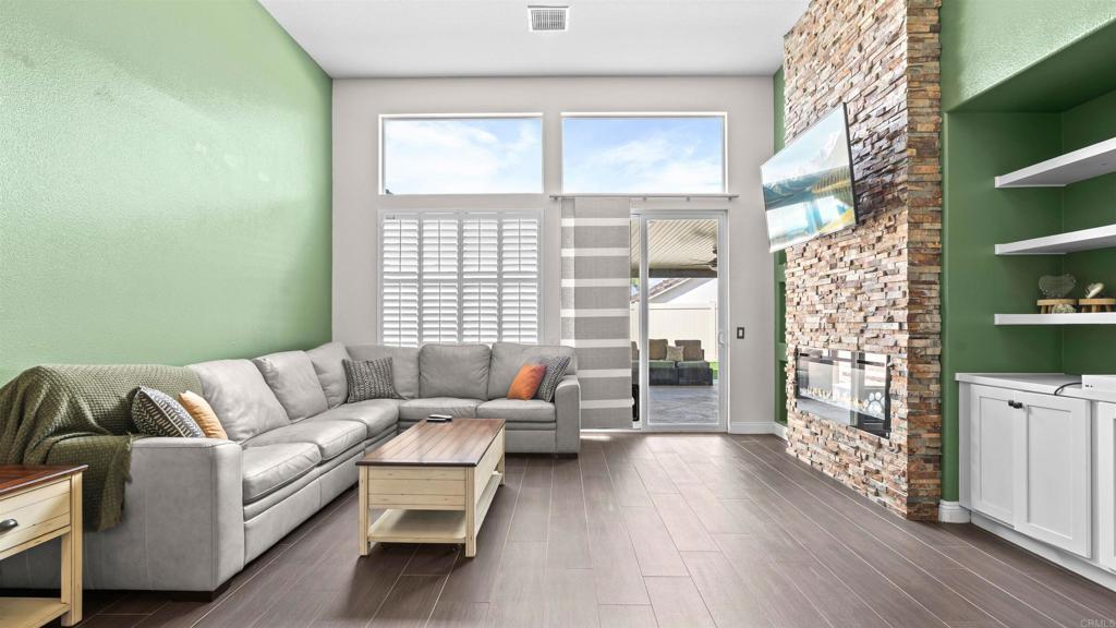 27100 Early Dawn Road Menifee, CA 92584 - Photo 3 of 37