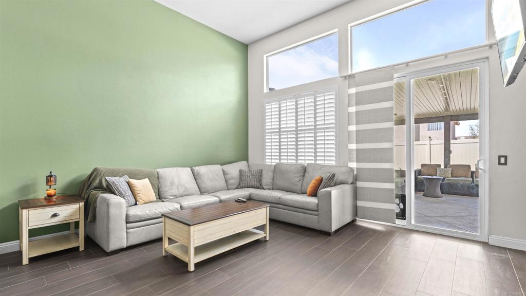 27100 Early Dawn Road Menifee, CA 92584 - Photo 5 of 37