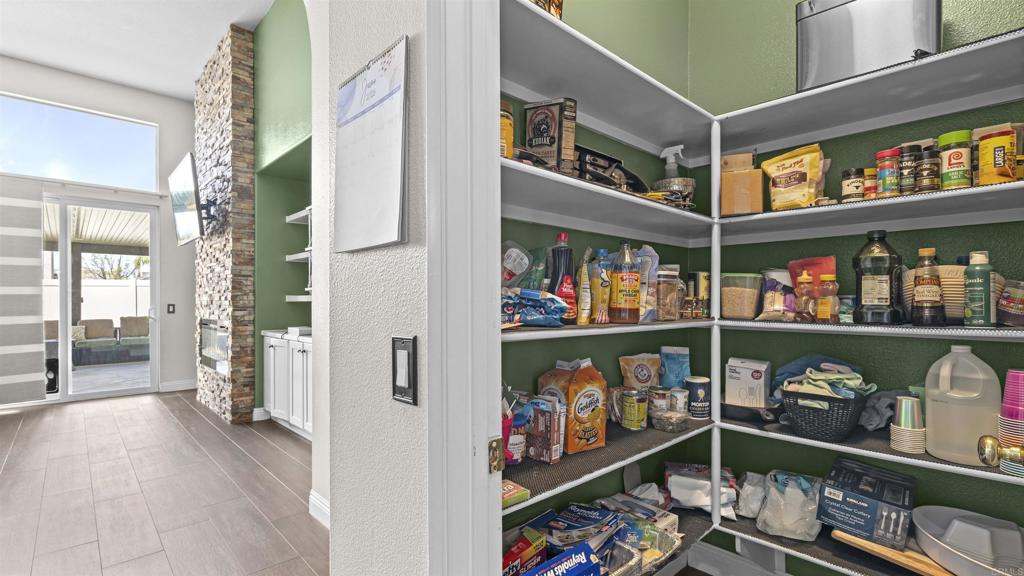 27100 Early Dawn Road Menifee, CA 92584 - Photo 9 of 37