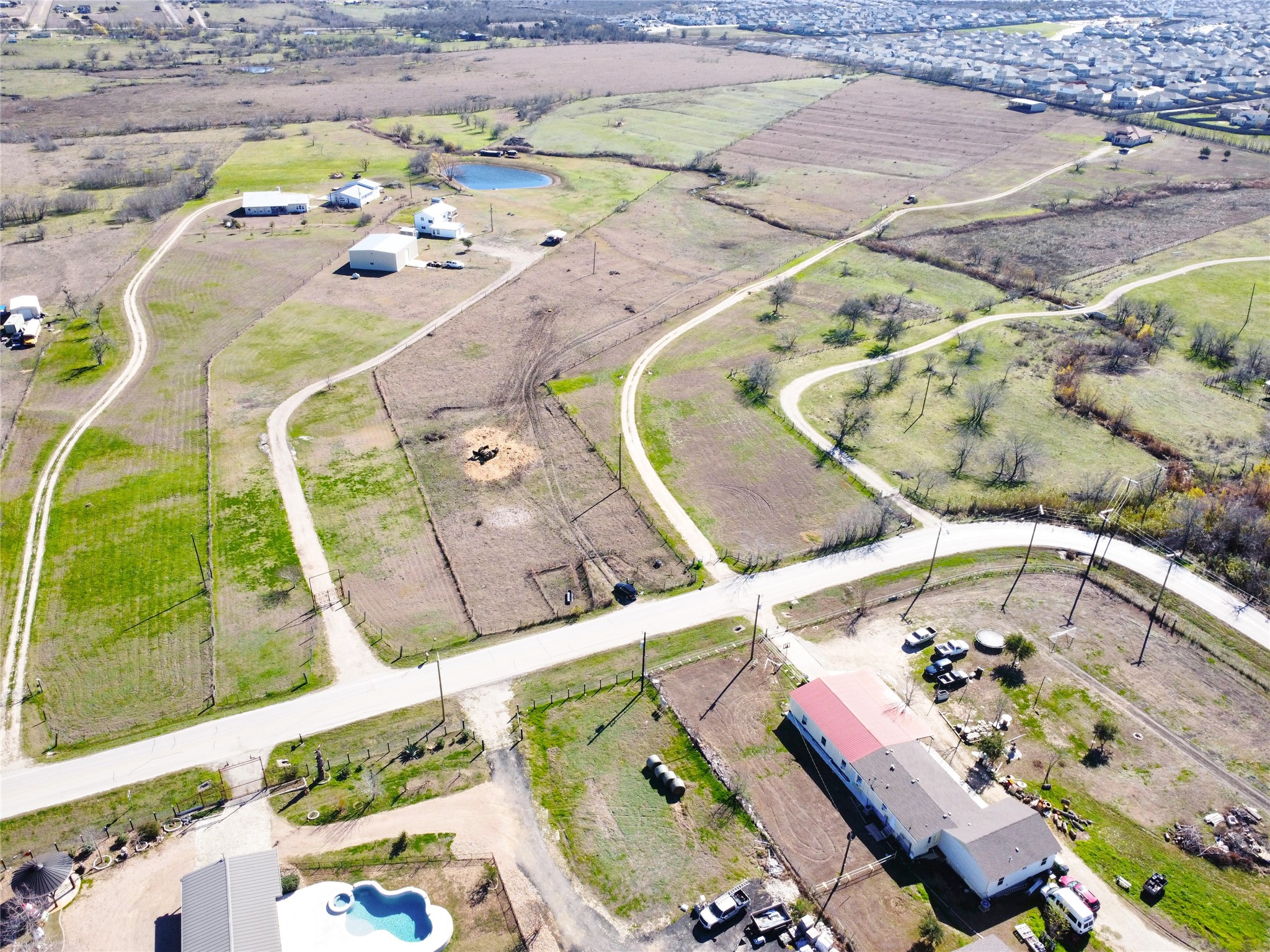 12321 Johnson Road Manor, TX 78653 - Photo 11 of 32 Gallery Image 11