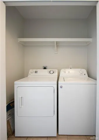 $800 | 1904 Aruba Drive, Unit D, Edinburg, TX 78541