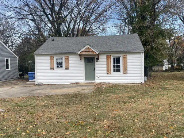 $1,200 | 1251 Daniel Street, Clarksville, TN 37040