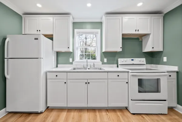 $1,200 | 1251 Daniel Street, Clarksville, TN 37040