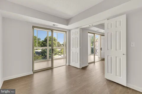 $375,000 | 14805 Pennfield Circle, Unit 309, Silver Spring, MD 20906
