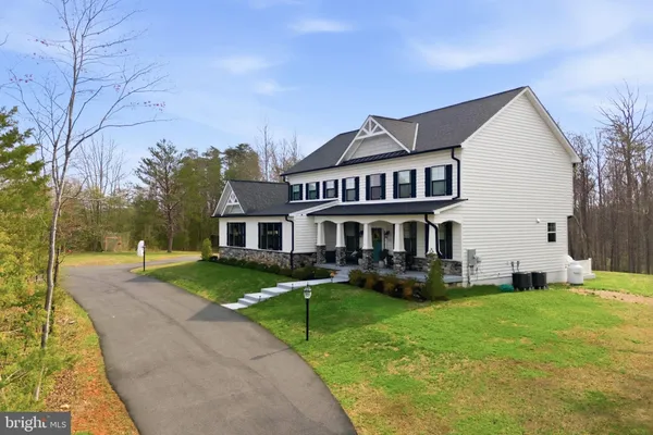 $1,070,000 | 301 Kingdom Drive, Fredericksburg, VA 22406