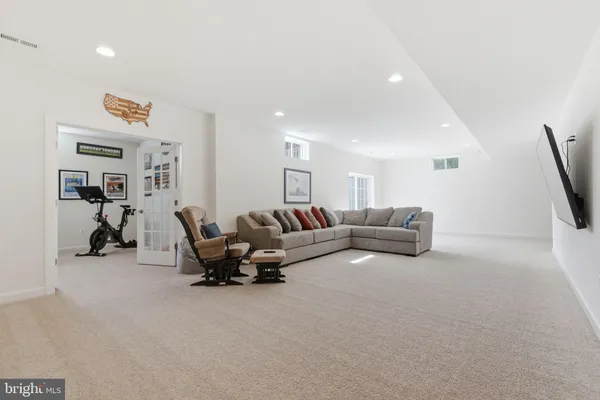 $1,070,000 | 301 Kingdom Drive, Fredericksburg, VA 22406