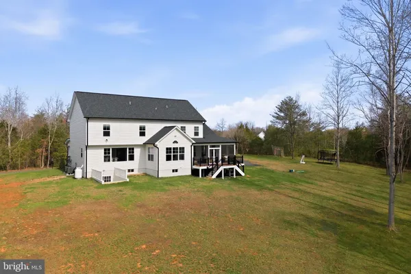 $1,070,000 | 301 Kingdom Drive, Fredericksburg, VA 22406