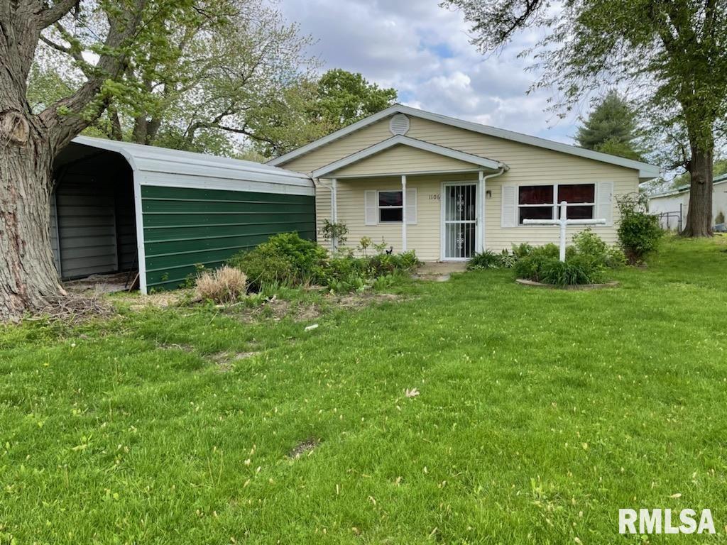 1106 Rutledge Street Pawnee, IL 62558 - Photo 1 of 16