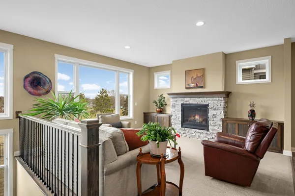 $600,000 | 11136 6th St Circle North, Lake Elmo, MN 55042