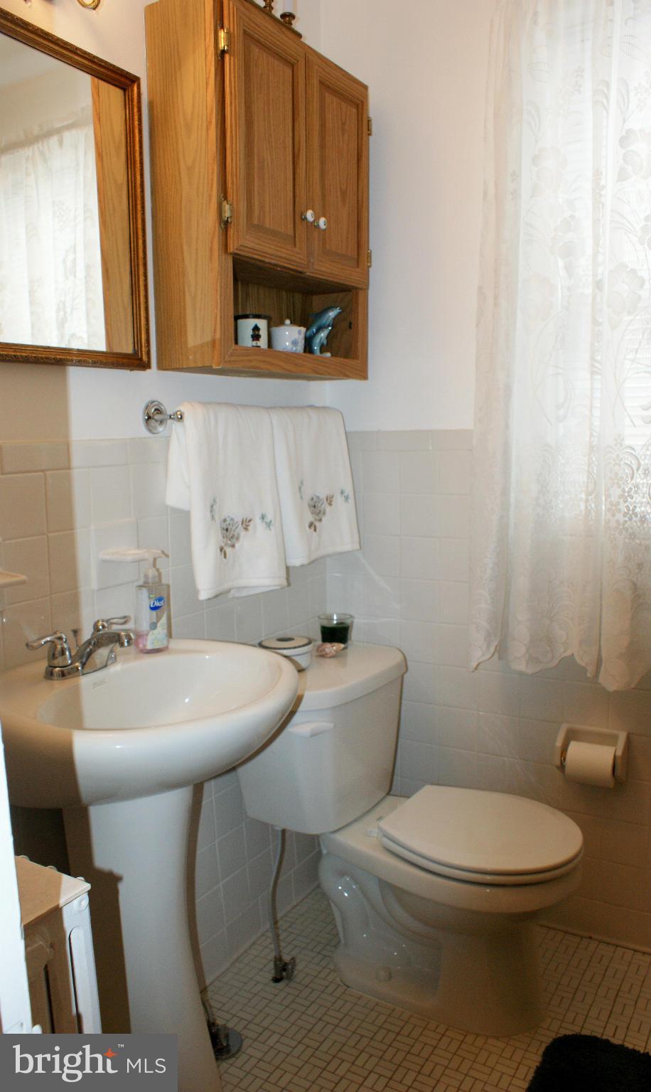 6901 Old Harford Road Baltimore, MD 21234 - Photo 22 of 28 Bath