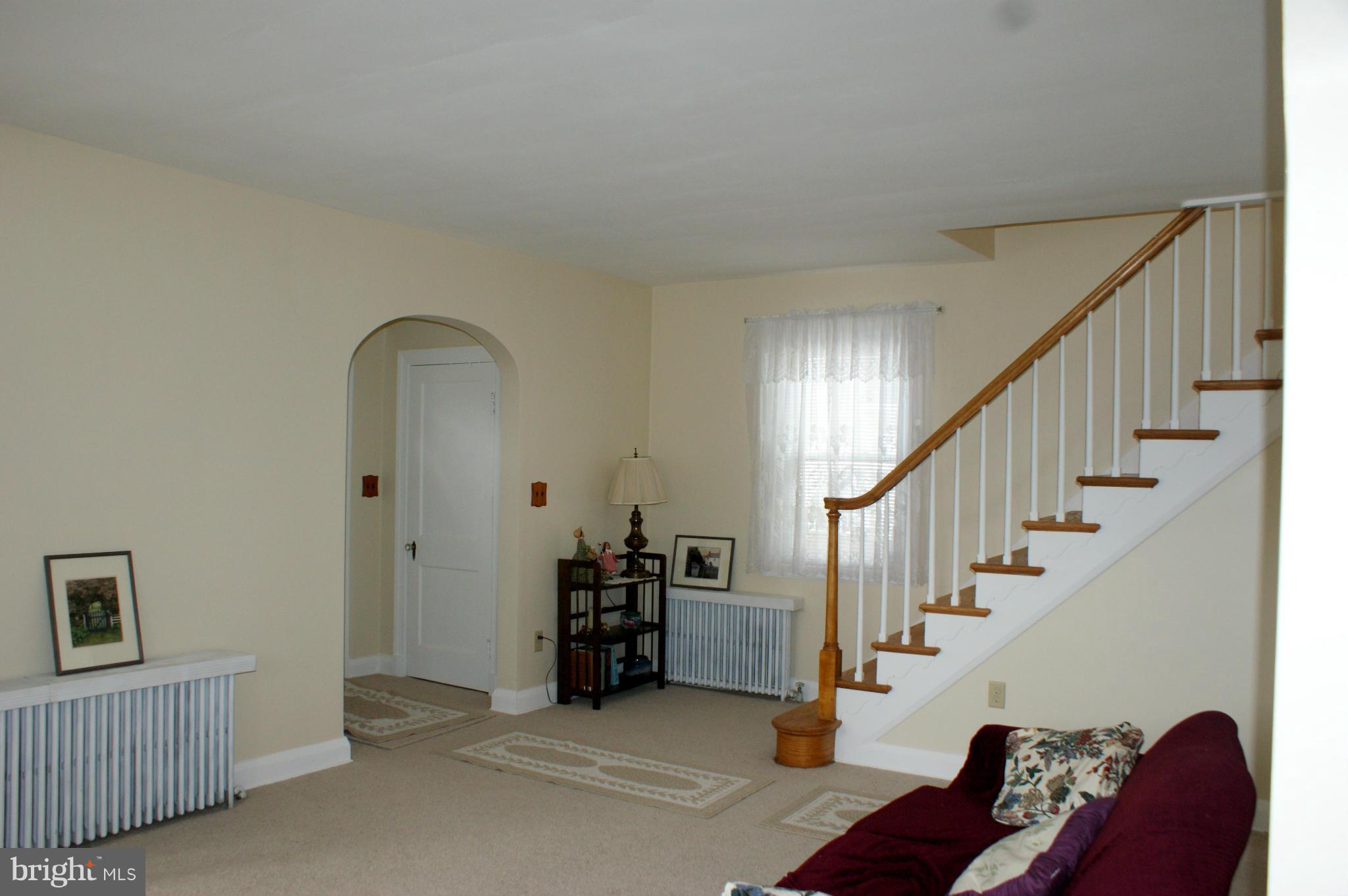 6901 Old Harford Road Baltimore, MD 21234 - Photo 8 of 28 Living Room