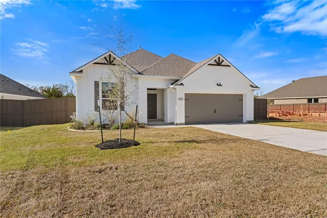 $414,400 | 4245 Appalachian Trail, Bryan, TX 77802
