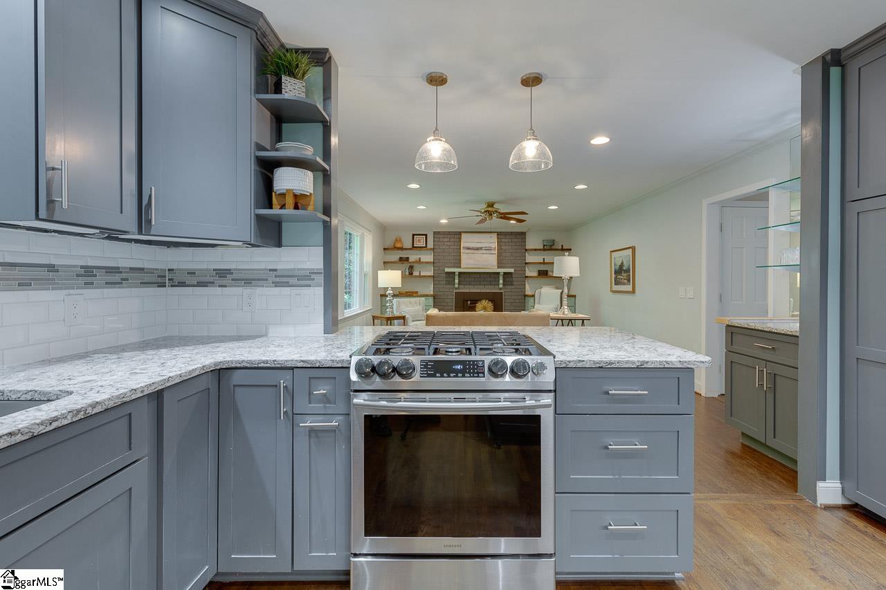 405 Windward Way Greer, SC 29650 - Photo 8 of 35 Gallery Image 8