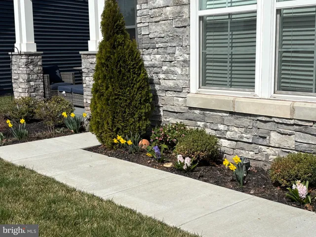 $695,000 | 215 Rustic Wood Drive, Gettysburg, PA 17325