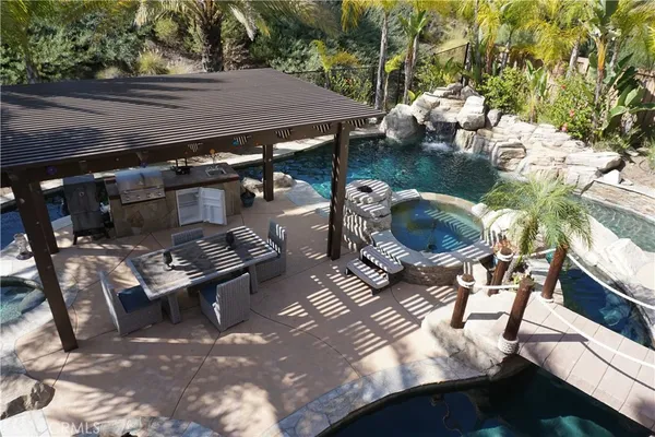 $875,000 | 25652 Via Sarah, Wildomar, CA 92595