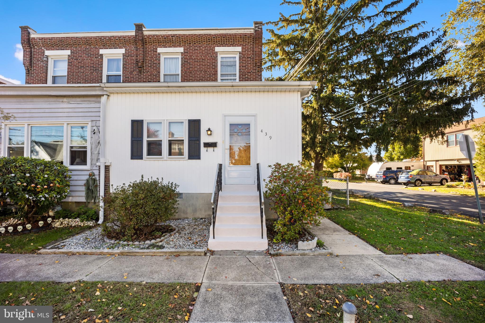 439 Rutledge Avenue Folsom, PA 19033 - Photo 1 of 29 Exterior Front