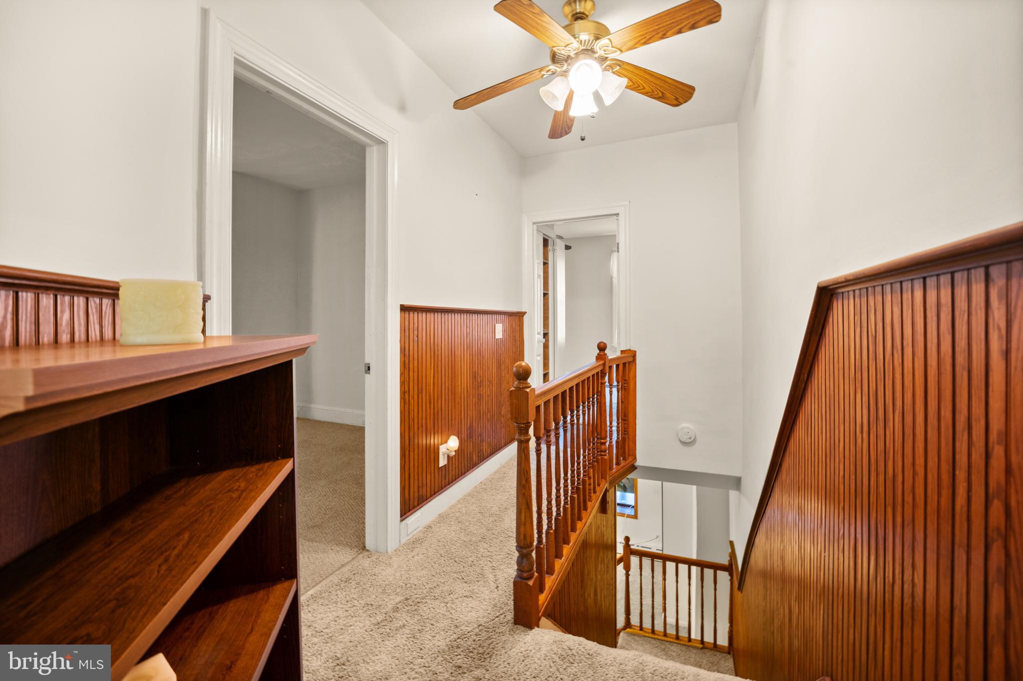 439 Rutledge Avenue Folsom, PA 19033 - Photo 12 of 29 Hallway
