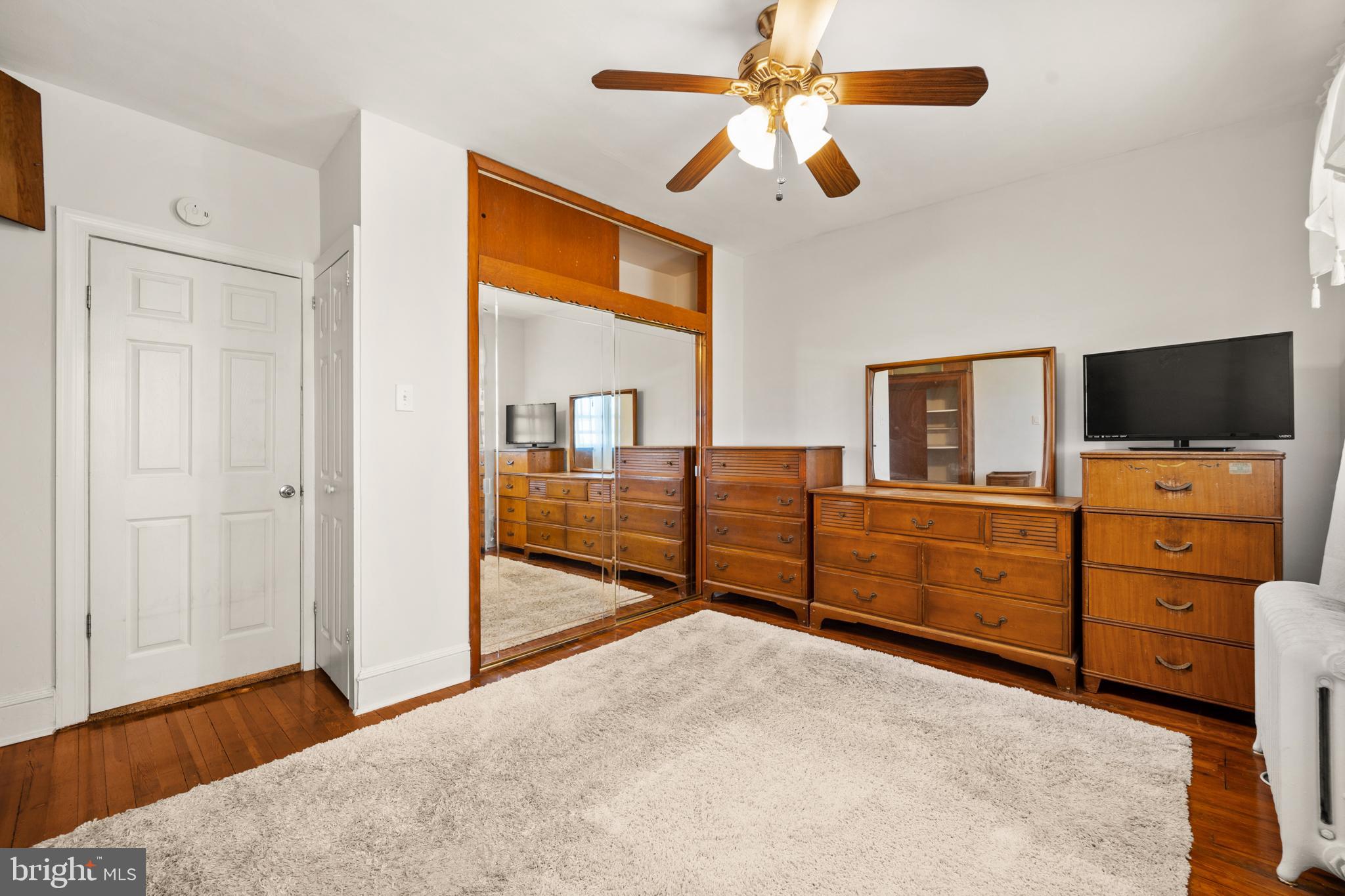 439 Rutledge Avenue Folsom, PA 19033 - Photo 20 of 29 Main Bedroom