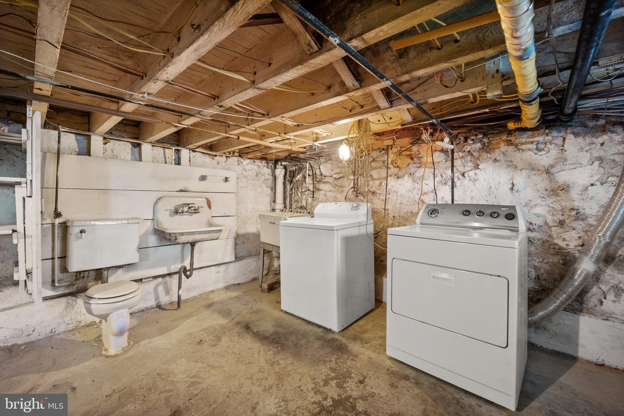 439 Rutledge Avenue Folsom, PA 19033 - Photo 22 of 29 Gallery Image 22