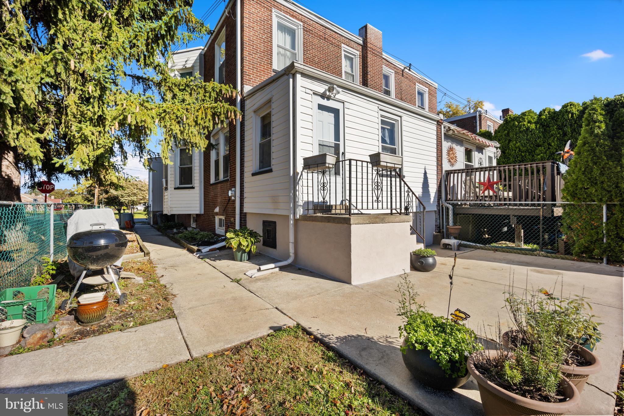 439 Rutledge Avenue Folsom, PA 19033 - Photo 25 of 29 Exterior Back