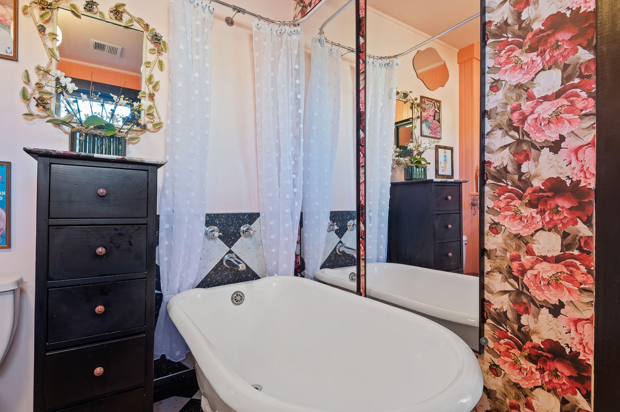 417 Donze Avenue Santa Barbara, CA 93101 - Photo 16 of 31 17-web-or-mls-17 - Bathroom 2