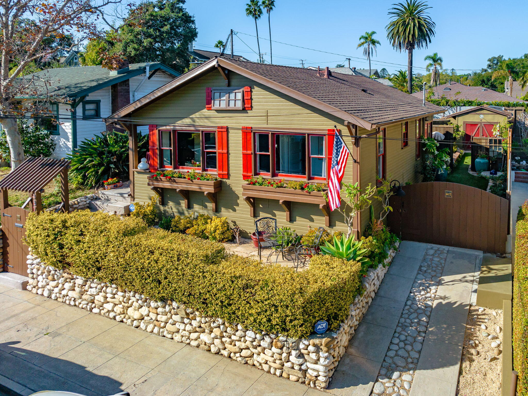 417 Donze Avenue Santa Barbara, CA 93101 - Photo 3 of 31 40-web-or-mls-02 - Aerial View