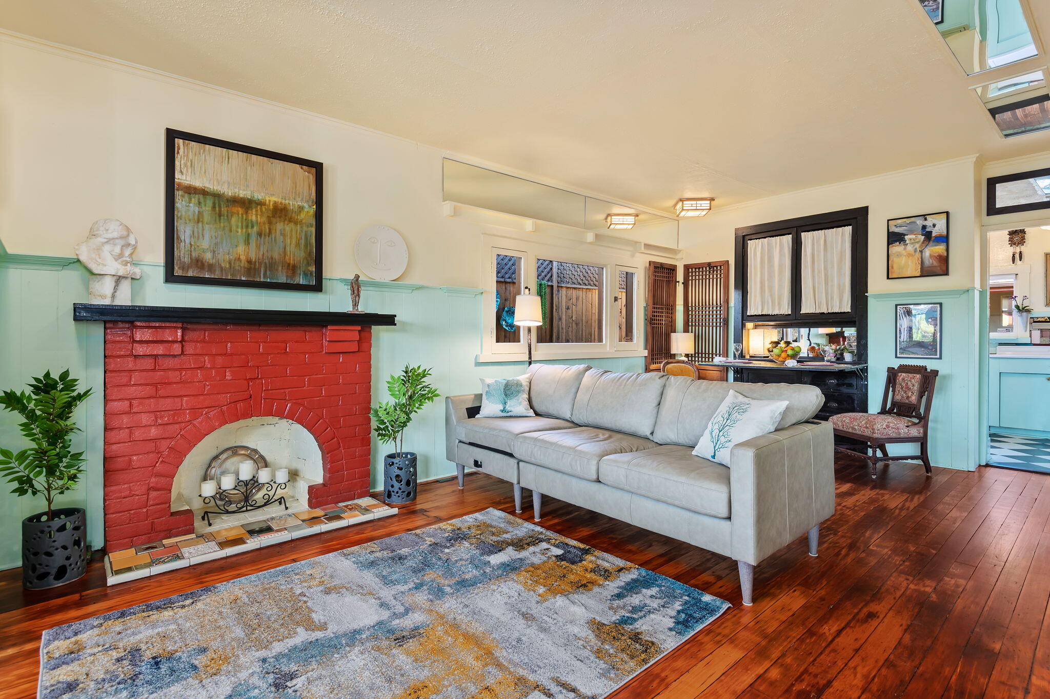 417 Donze Avenue Santa Barbara, CA 93101 - Photo 6 of 31 7-web-or-mls-07 - Living Room