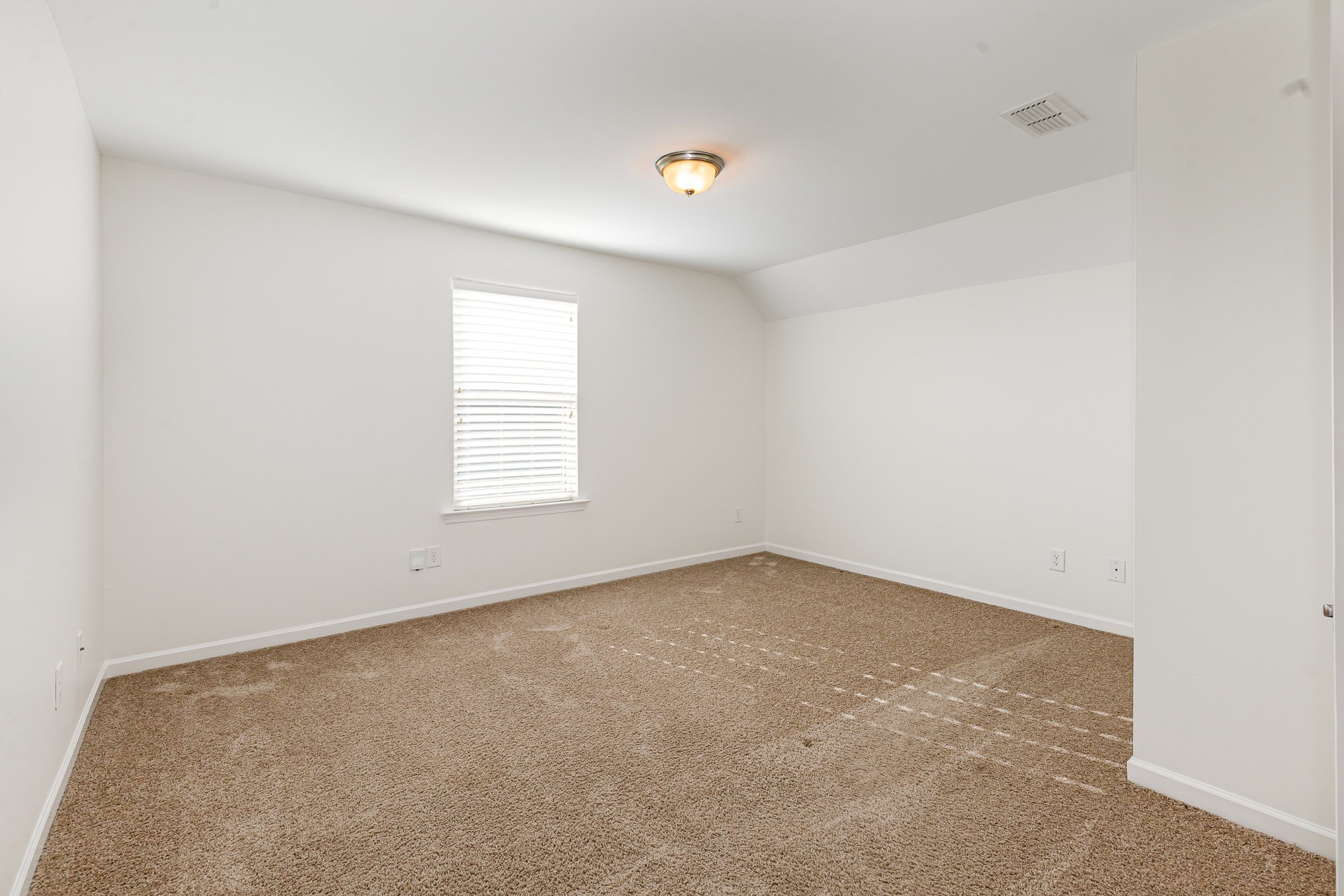 1087 Achiever Circle Spring Hill, TN 37174 - Photo 25 of 39 an empty room with a window