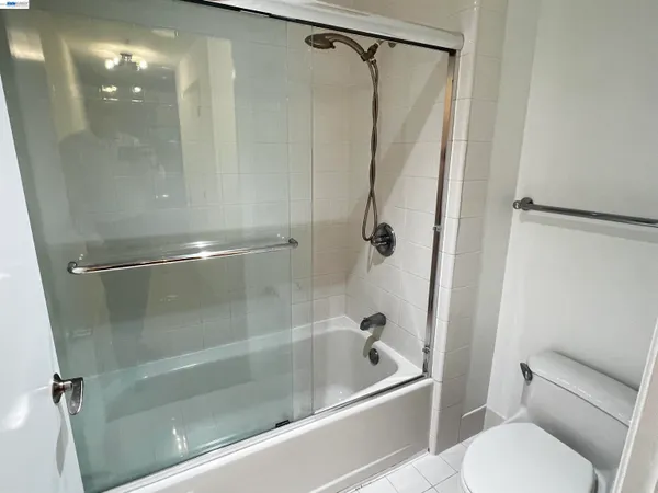 $5,395 | 650 Chestnut Street, Unit 209, San Francisco, CA 94133