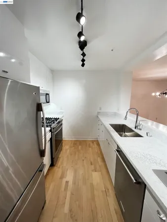 $5,395 | 650 Chestnut Street, Unit 209, San Francisco, CA 94133