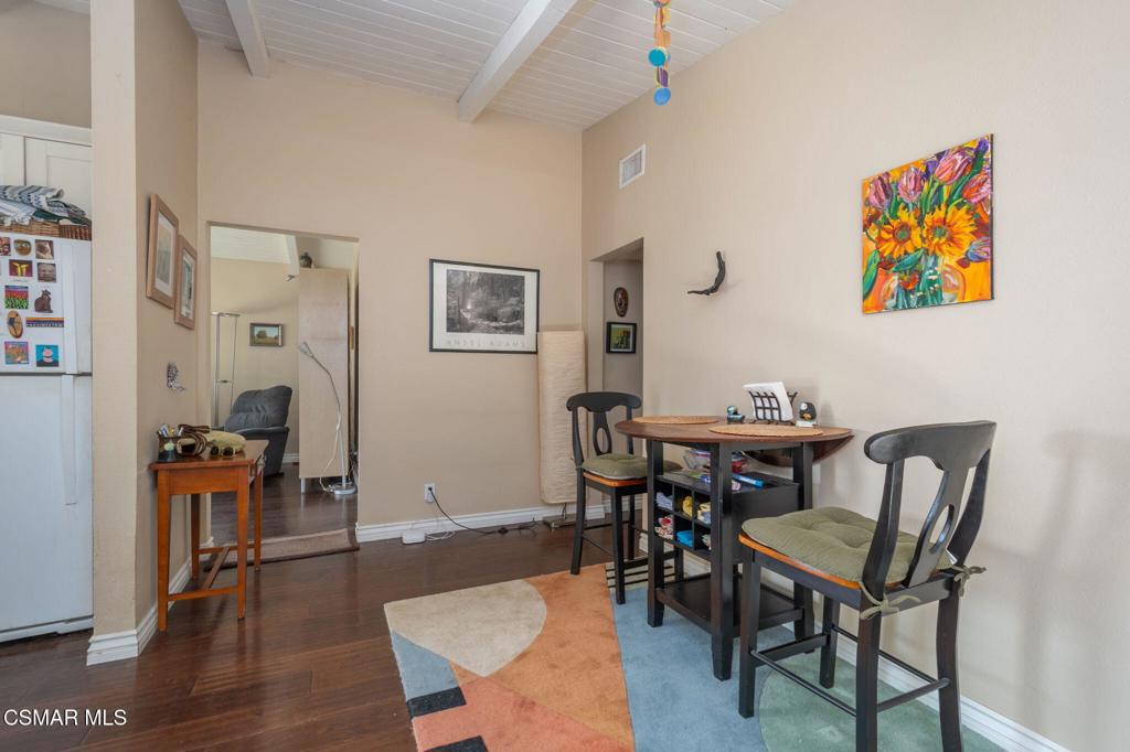 181 Beech Road Newbury Park, CA 91320 - Photo 4 of 21