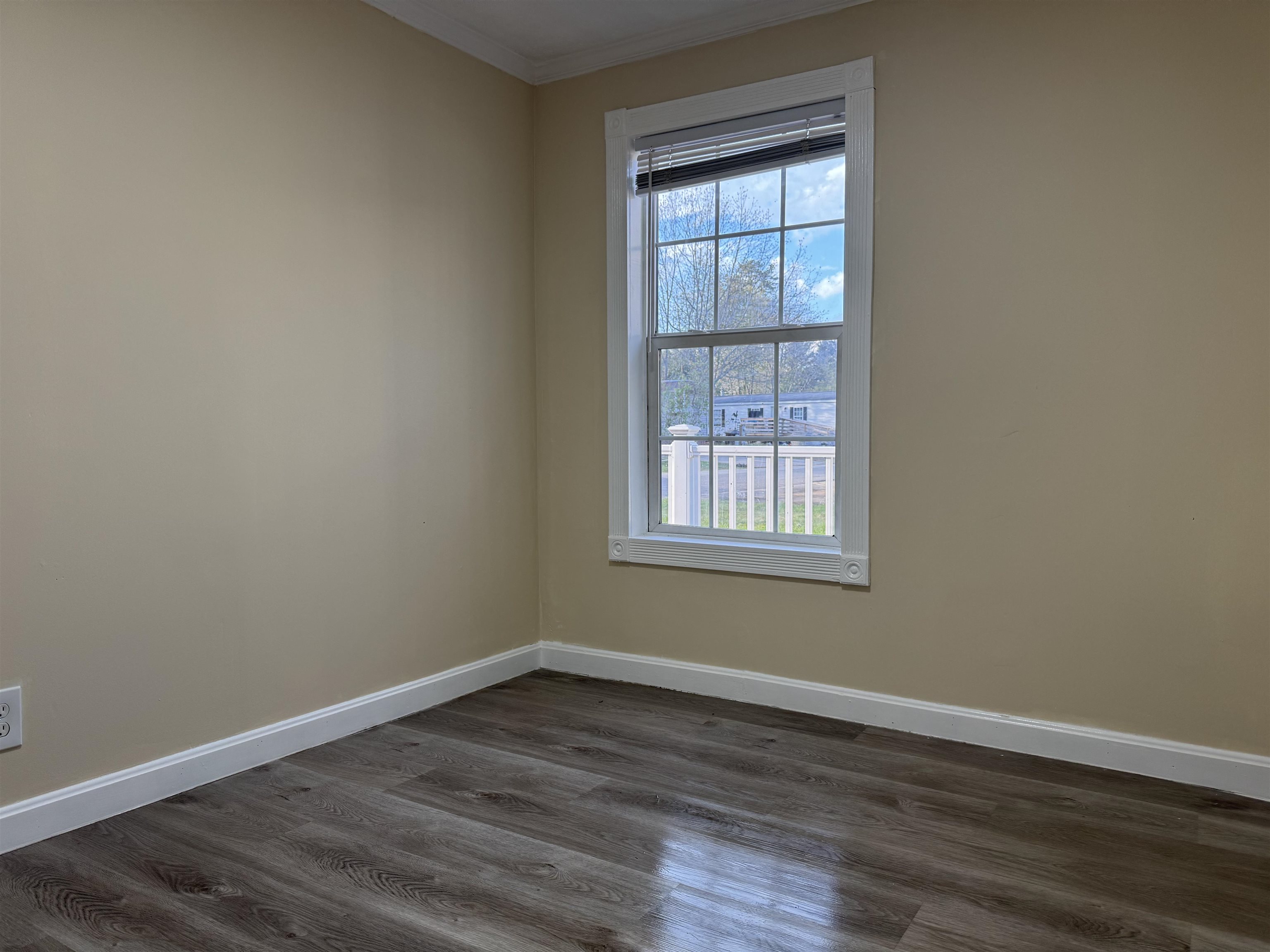 27 Mavis Avenue Rochester, NH 03839 - Photo 20 of 36