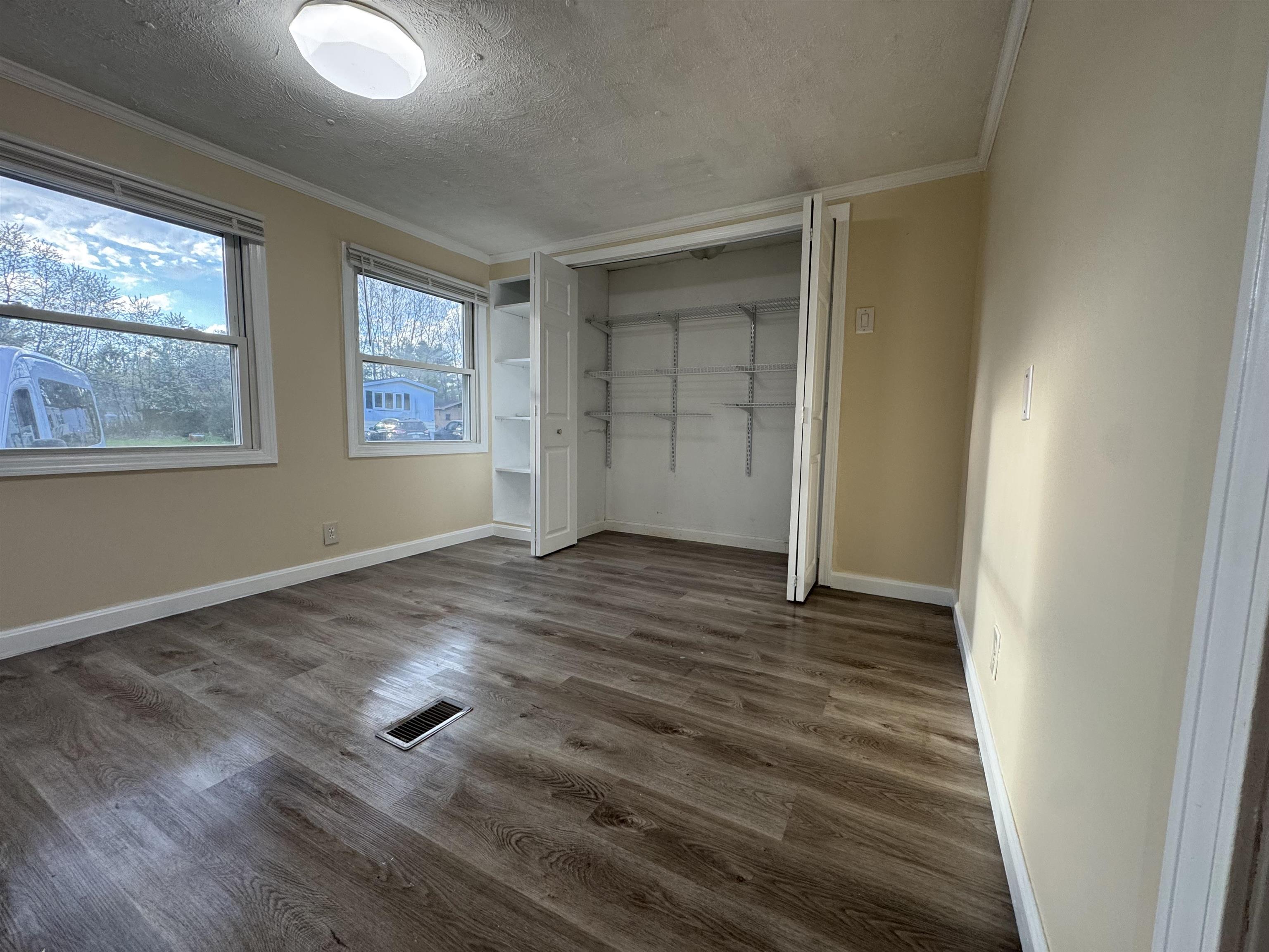 27 Mavis Avenue Rochester, NH 03839 - Photo 21 of 36