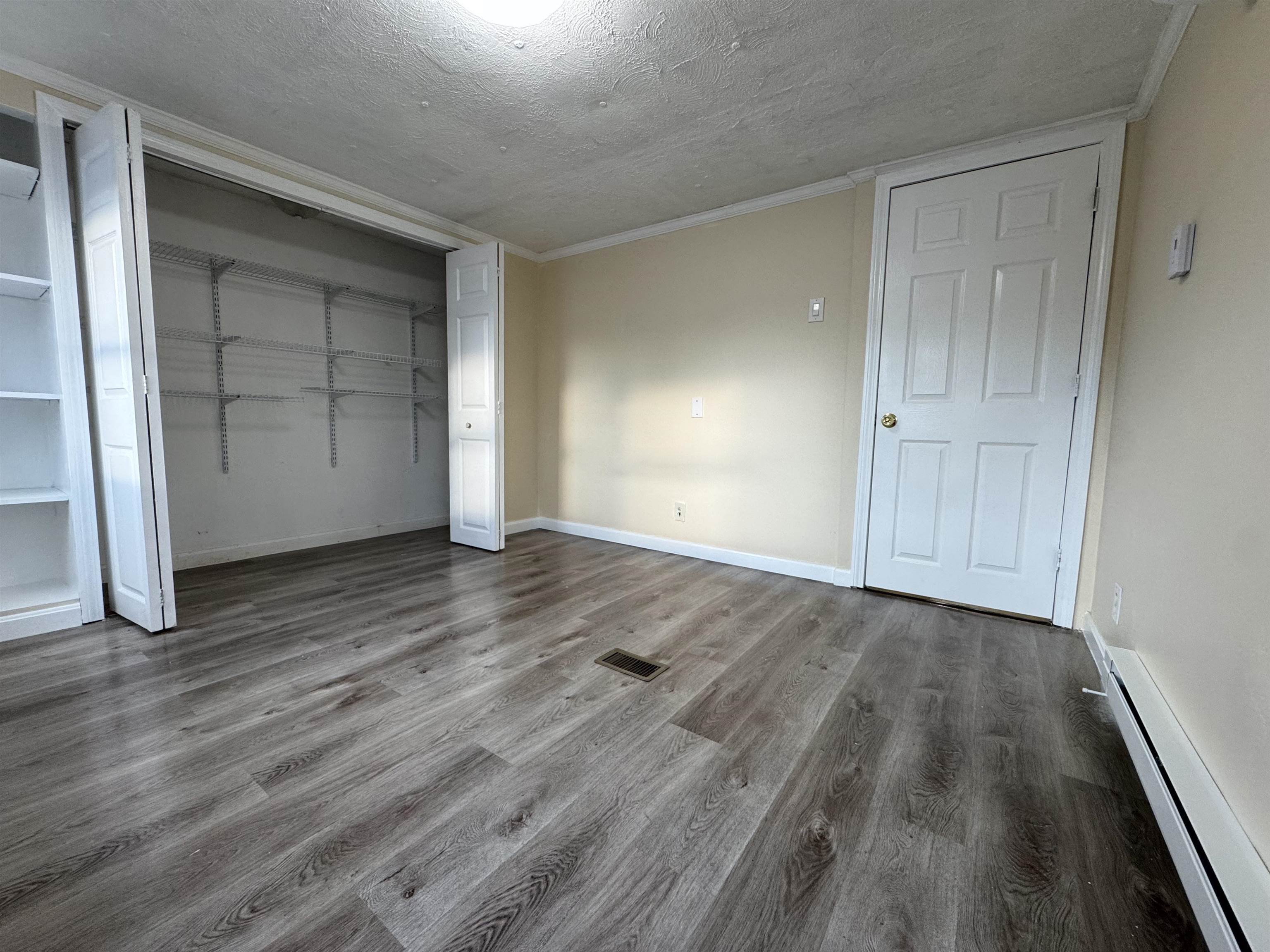 27 Mavis Avenue Rochester, NH 03839 - Photo 25 of 36