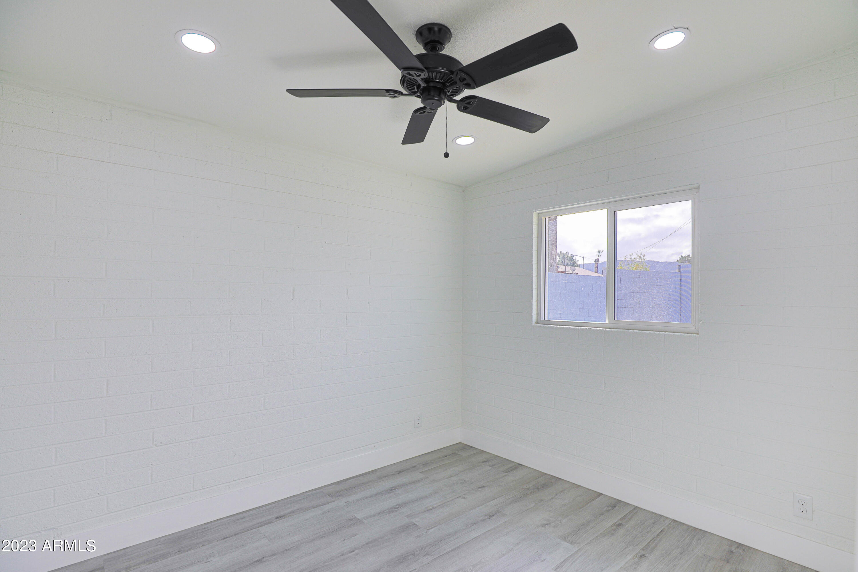 933 East Carson Road Phoenix, AZ 85042 - Photo 18 of 25 Bedroom 2