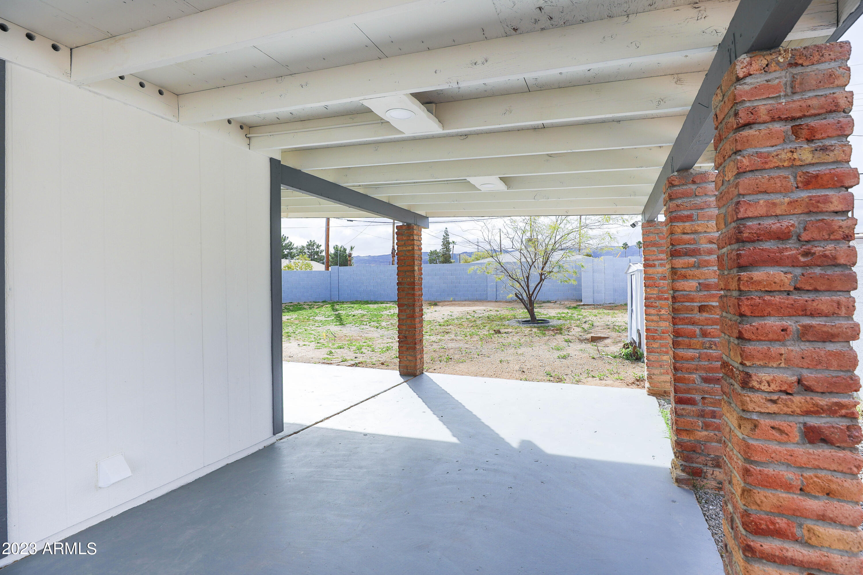 933 East Carson Road Phoenix, AZ 85042 - Photo 23 of 25 Covered Patio