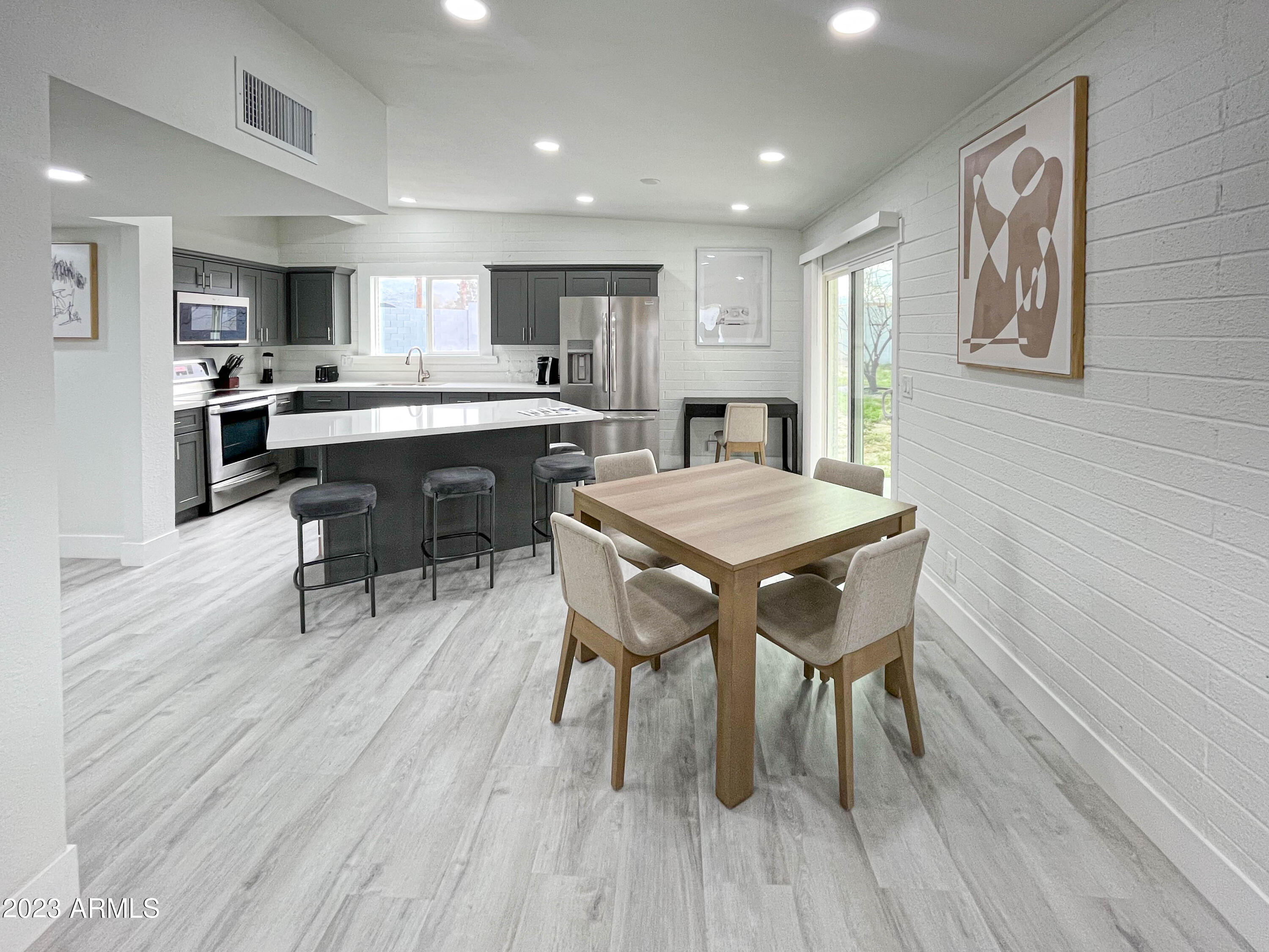 933 East Carson Road Phoenix, AZ 85042 - Photo 9 of 25 Dining