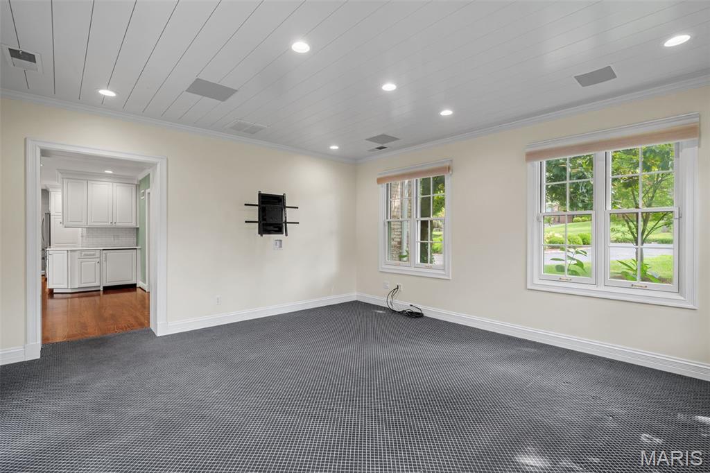 1 Willow Hill Road Ladue, MO 63124 - Photo 8 of 19