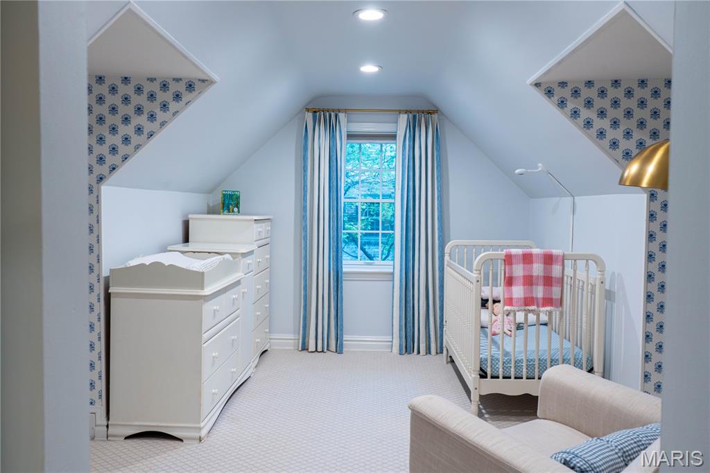 1 Willow Hill Road Ladue, MO 63124 - Photo 10 of 19