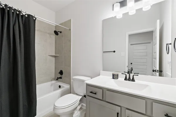 $2,650 | 10918 Amador Peak Drive, Rosharon, TX 77583