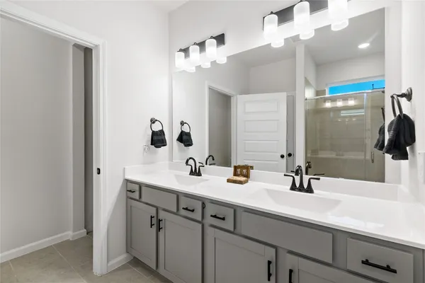 $2,500 | 10918 Amador Peak Drive, Rosharon, TX 77583