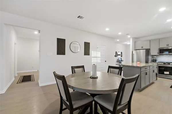 $2,650 | 10918 Amador Peak Drive, Rosharon, TX 77583