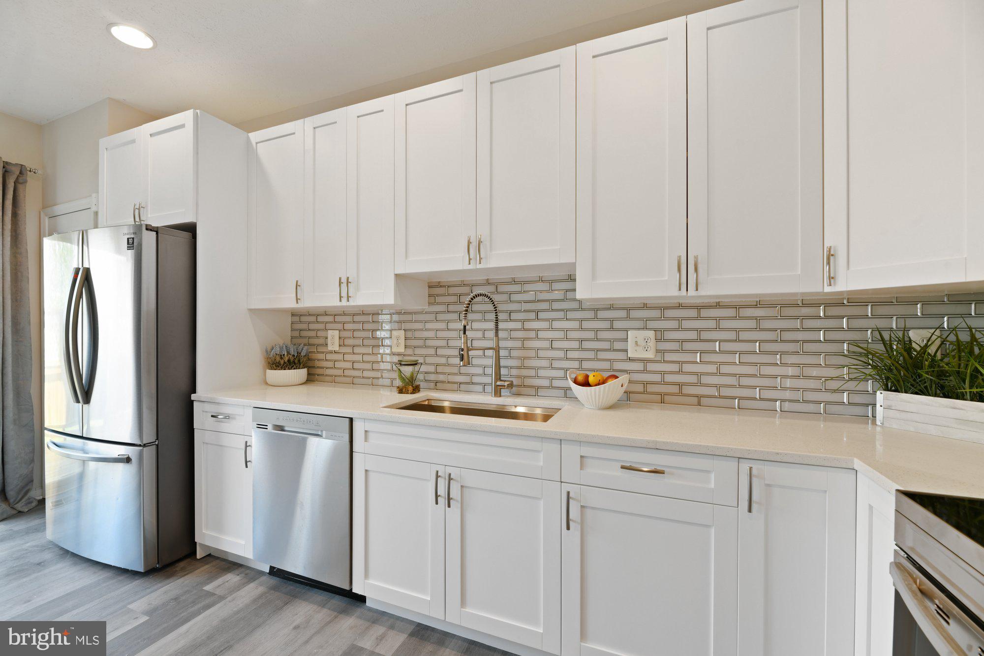 839 Lowe Road Baltimore, MD 21220 - Photo 6 of 30 Oversized basin, Gorgeous custom backsplash
