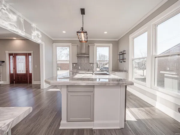 $369,900 | 32 West Fletchall Avenue, Poseyville, IN 47633