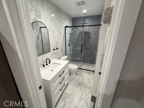 $2,000 | 25561 1/2 Novela Way, Valencia, CA 91355