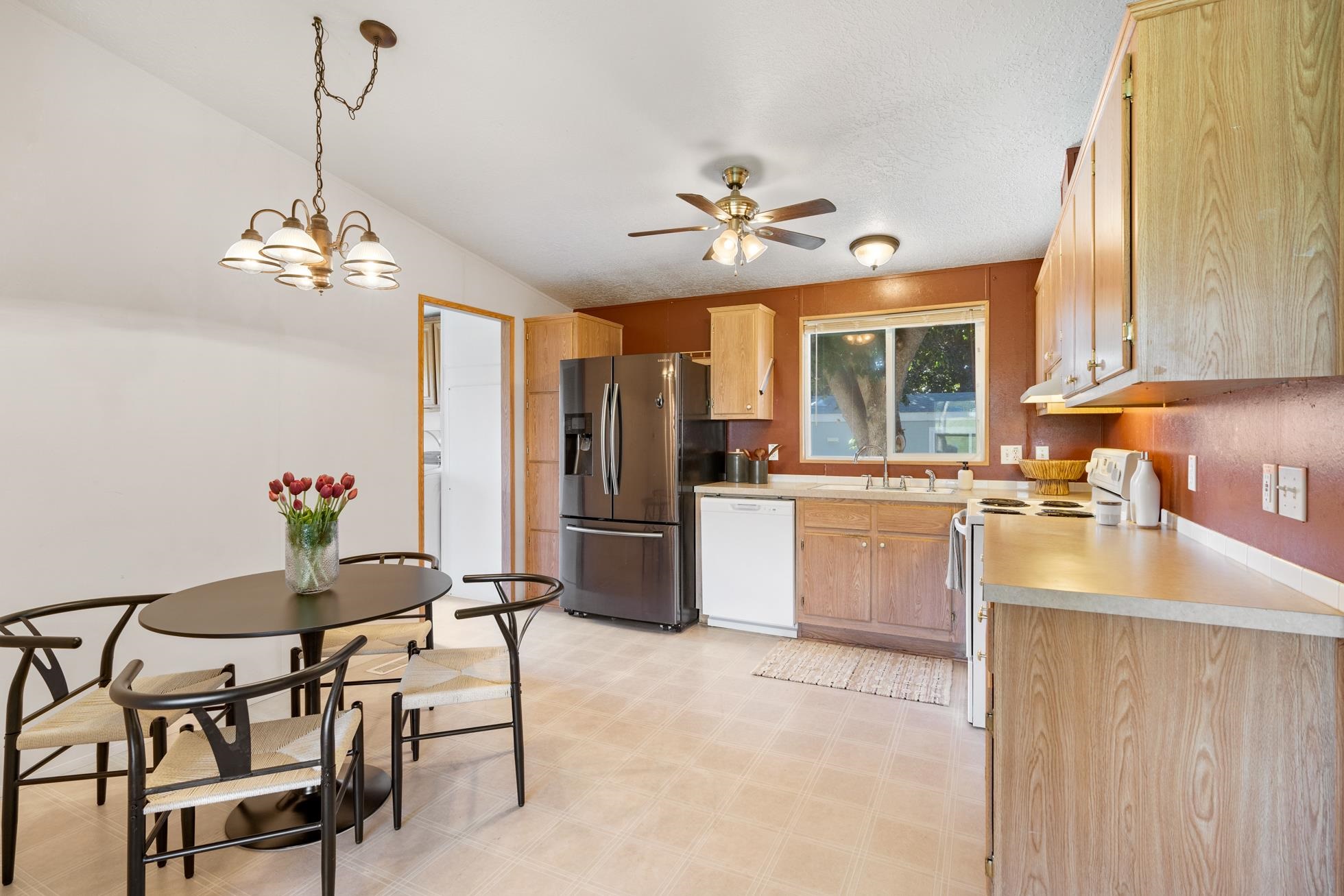 3110 East Chattaroy Road, Unit 1 Chattaroy, WA 99003 - Photo 5 of 36 Gallery Image 5