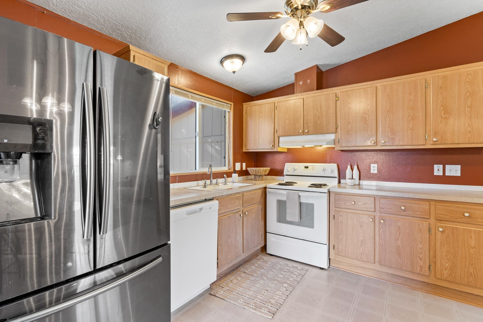 3110 East Chattaroy Road, Unit 1 Chattaroy, WA 99003 - Photo 6 of 36 Gallery Image 6